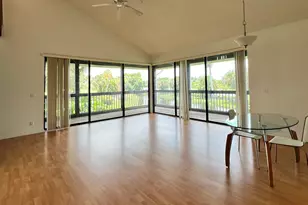 19209 Sabal Lake Dr, Boca Raton, FL 33434 - Photo 3