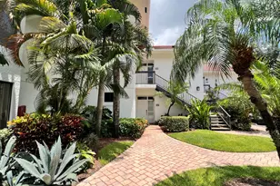 19209 Sabal Lake Dr, Boca Raton, FL 33434 - Photo 1