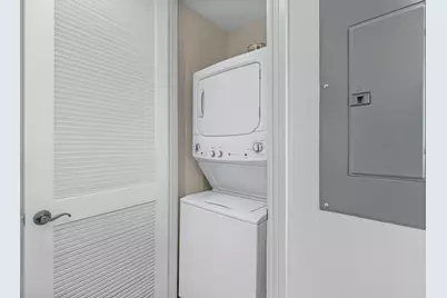 200 NE 2nd Avenue #401, Delray Beach, FL 33444 - Photo 17