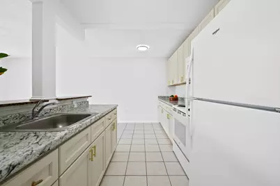 5190 E Sabal Palm Boulevard #209, Tamarac, FL 33319 - Photo 5
