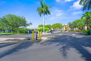 619 E Sheridan St, Dania Beach, FL 33004 - Photo 5