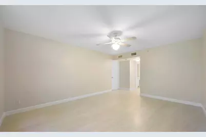 619 E Sheridan Street #106, Dania Beach, FL 33004 - Photo 15