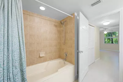619 E Sheridan Street #106, Dania Beach, FL 33004 - Photo 17