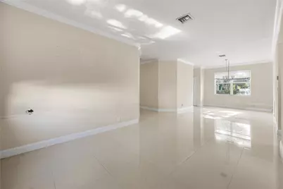 7400 NW 70th Avenue, Parkland, FL 33067 - Photo 5