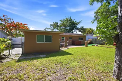 1671 N Cypress Road, Pompano Beach, FL 33060 - Photo 25