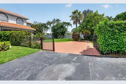 9048 Villa Portofino Circle, Boca Raton, FL 33496 - Photo 77