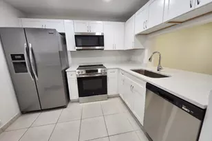 330 NE 26th Ave, Boynton Beach, FL 33435 - Photo 5