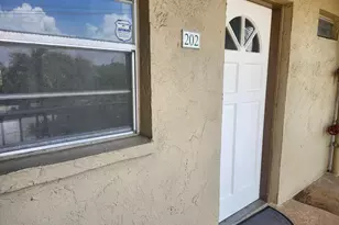 330 NE 26th Ave, Boynton Beach, FL 33435 - Photo 19