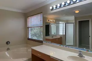 6355 Adriatic Way, West Palm Beach, FL 33413 - Photo 17