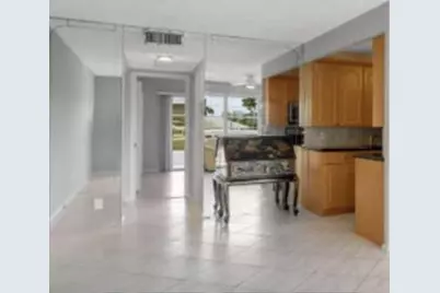 2053 Cornwall C, Boca Raton, FL 33434 - Photo 7