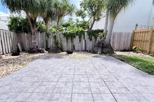620 NE 19th Ave, Deerfield Beach, FL 33441 - Photo 11