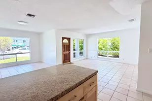 620 NE 19th Ave, Deerfield Beach, FL 33441 - Photo 3