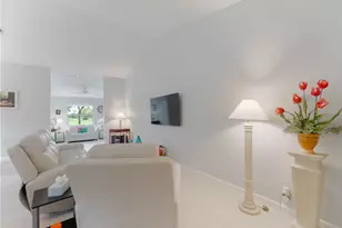 5487 Crystal Anne Dr, West Palm Beach, FL 33417 - Photo 9