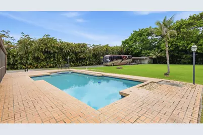 5521 SW 160th Avenue, Southwest Ranches, FL 33331 - Photo 3