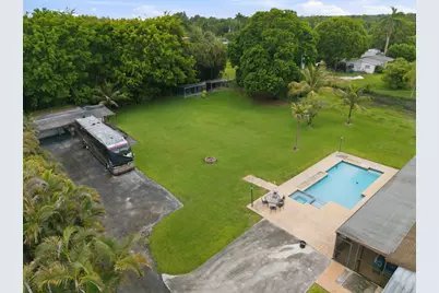 5521 SW 160th Avenue, Southwest Ranches, FL 33331 - Photo 31