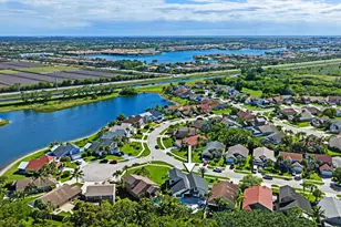 22612 Middletown Dr, Boca Raton, FL 33428 - Photo 41