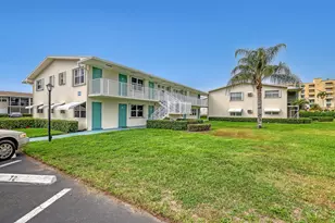 680 Horizon W, Boynton Beach, FL 33435 - Photo 3