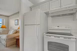 680 Horizon W, Boynton Beach, FL 33435 - Photo 15