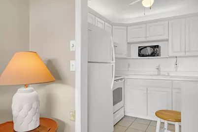 680 Horizon W #110, Boynton Beach, FL 33435 - Photo 13