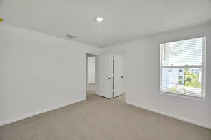 636 Salisbury Cir, Fort Pierce, FL 34982 - Photo 15
