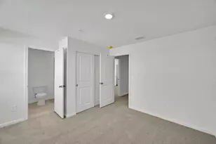 636 Salisbury Cir, Fort Pierce, FL 34982 - Photo 13