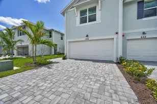 636 Salisbury Cir, Fort Pierce, FL 34982 - Photo 1