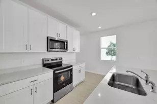 636 Salisbury Cir, Fort Pierce, FL 34982 - Photo 5