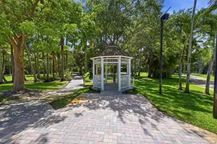 905 NE 28th St, Wilton Manors, FL 33334 - Photo 53