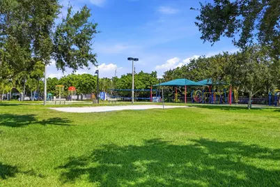 905 NE 28th Street #206, Wilton Manors, FL 33334 - Photo 35