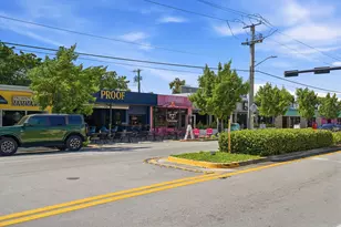905 NE 28th St, Wilton Manors, FL 33334 - Photo 35