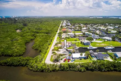 137 Queens Road, Fort Pierce, FL 34949 - Photo 41