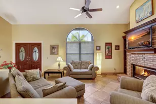 137 Queens Rd, Fort Pierce, FL 34949 - Photo 7