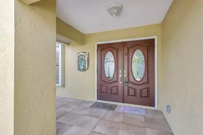 137 Queens Road, Fort Pierce, FL 34949 - Photo 5