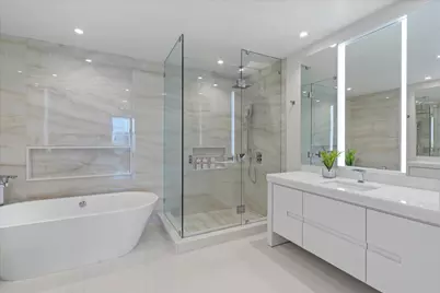 220 SE Mizner Boulevard #604, Boca Raton, FL 33432 - Photo 17