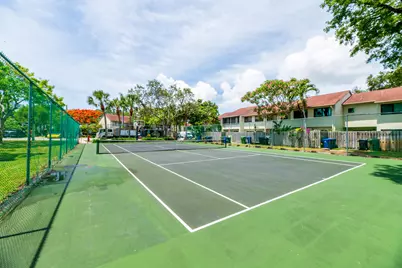 308 City View Drive, Fort Lauderdale, FL 33311 - Photo 33