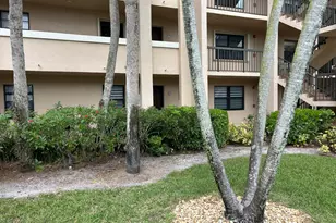 140 Lake Nancy Ln, West Palm Beach, FL 33411 - Photo 21