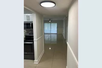 140 Lake Nancy Lane #115, West Palm Beach, FL 33411 - Photo 9