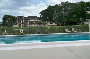140 Lake Nancy Ln, West Palm Beach, FL 33411 - Photo 23