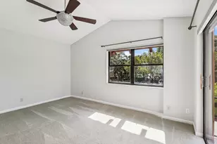 24 Uno Lago Dr, Juno Beach, FL 33408 - Photo 7