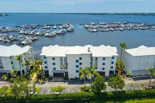 715 NW Flagler Ave, Stuart, FL 34994 - Photo 1
