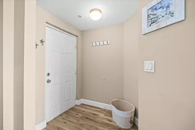 715 NW Flagler Avenue #302, Stuart, FL 34994 - Photo 5