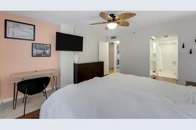 20 Royal Palm Way #204, Boca Raton, FL 33432 - Photo 13