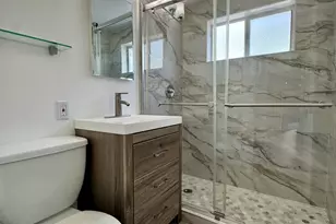 935 8th St, Miami Beach, FL 33139 - Photo 19