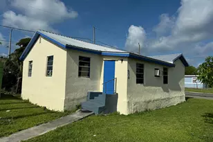 856 SW Ave D, Belle Glade, FL 33430 - Photo 1