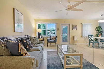 1023 Ellesmere B, Deerfield Beach, FL 33442 - Photo 5