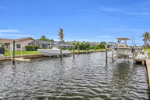 9067 SE Star Island Way, Hobe Sound, FL 33455 - Photo 47