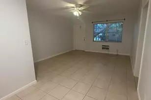 2017 NE 18th St, Fort Lauderdale, FL 33305 - Photo 13
