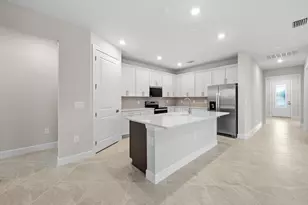 3922 E Hampton Cir, Alva, FL 33920 - Photo 19