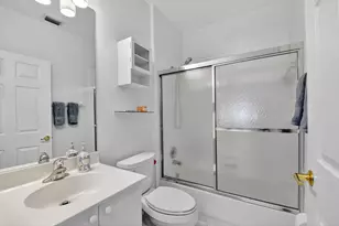 7910 Laina Ln, Boynton Beach, FL 33437 - Photo 29