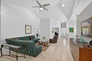 7910 Laina Ln, Boynton Beach, FL 33437 - Photo 23